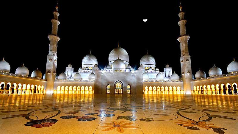 Sheikh Zayed Grand Mosque in Abu Dhabi: What to expect during your Ramadan visit