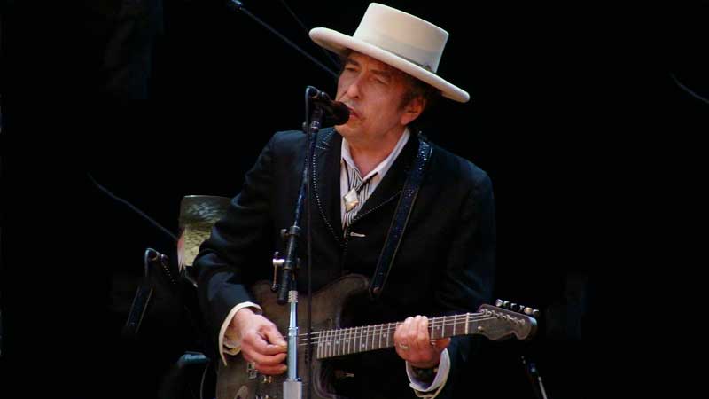 Bob Dylan a no-show at Nobel awarding ceremony