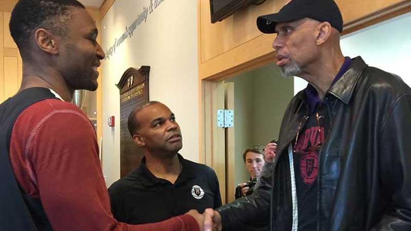Abdul-Jabbar visits Harvard, tells players to stay in school