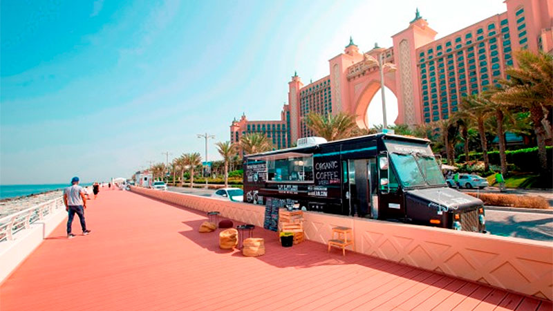 Dubai's new leisure destination: Palm Jumeirah Boardwalk