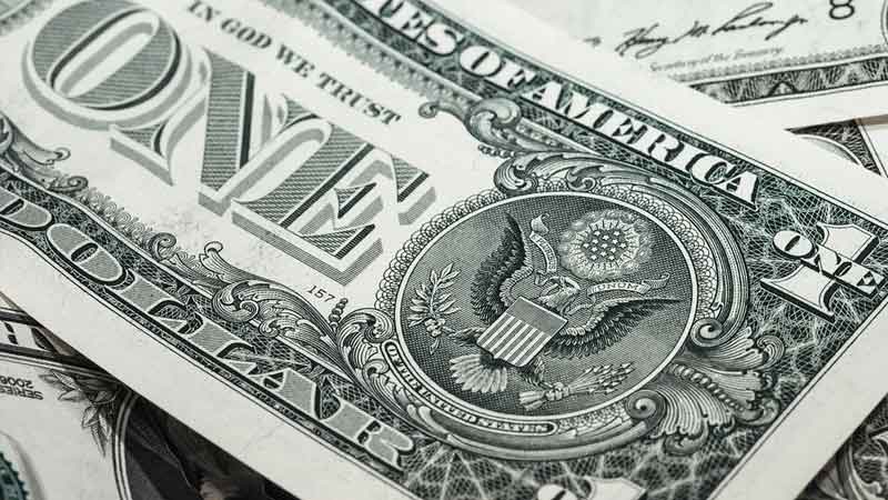 UAE expats turn away from dollar investment