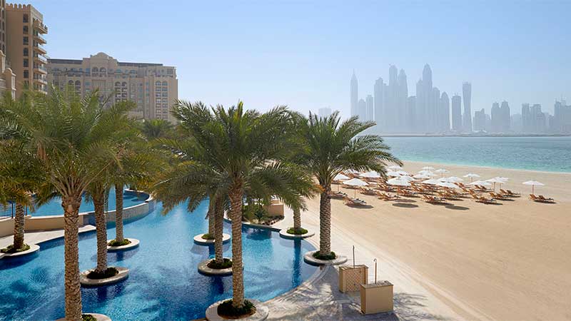 5 reasons to celebrate UAE National Day at Fairmont The Palm