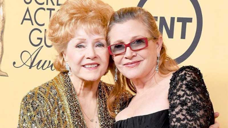 Debbie Reynolds dies