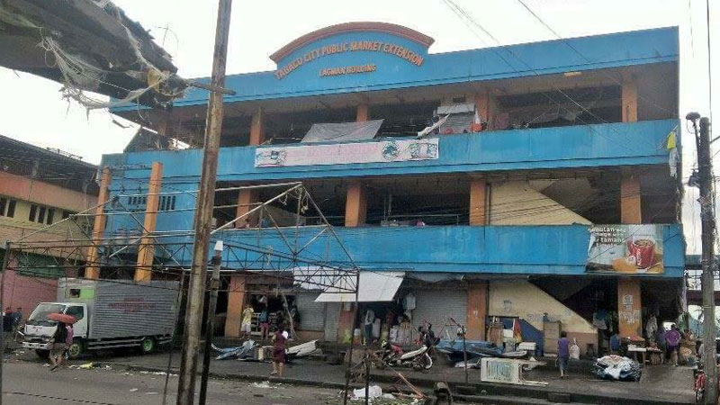 Typhoon spoils Christmas celebrations in Philippines