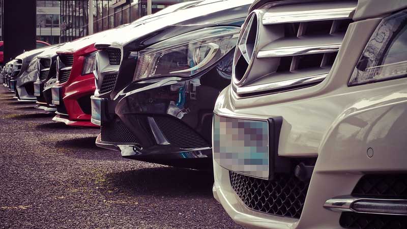 UAE car sellers see low sales in 2017
