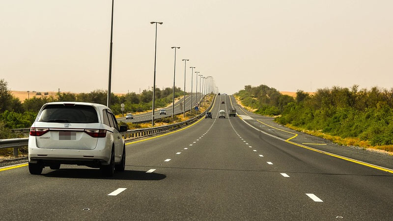 8 arrested for illegal stunt driving in Sharjah