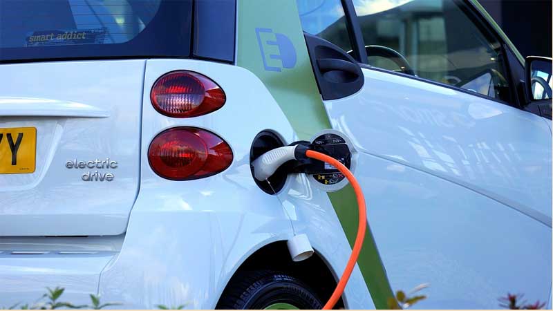 Electric cars in the UAE to be regulated