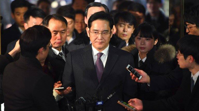 Samsung scion arrested in corruption scam