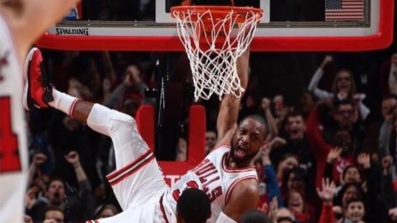 Dwayne Wade sidelined by illness