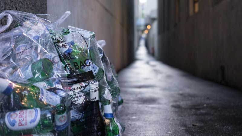 Fujairah workers cry foul over trash on streets