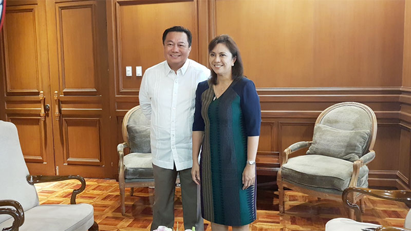 Philippine House Speaker mulls impeach raps v. Vice President