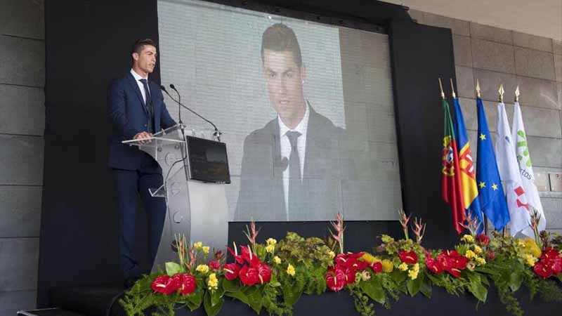 Football star Cristiano Ronaldo reveals the death of his baby boy