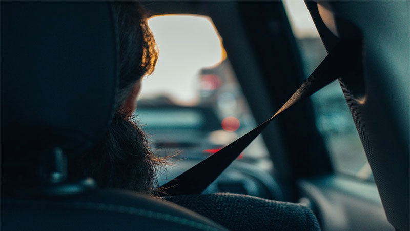 Wear a seatbelt or face Dh400 fine