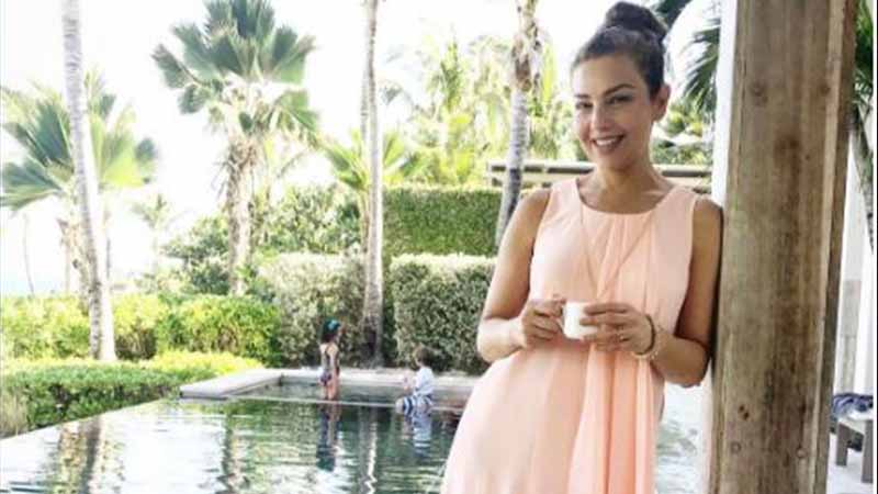 Telenovela star 'Thalia': Ravishing as ever