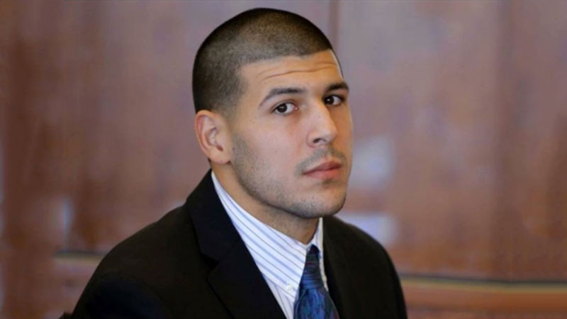 Ex-US football star Aaron Hernandez kills self in prison