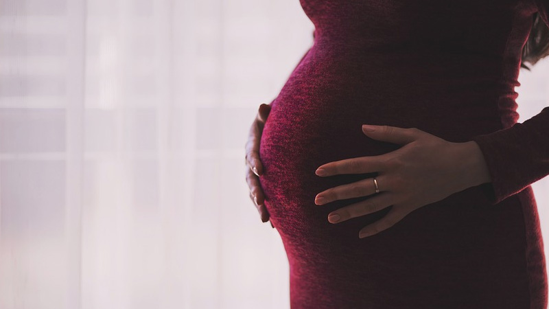 Dubai issues new maternity leave rule