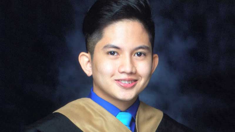 Cash-strapped Saudi Arabia expat’s son finishes college in most unexpected way
