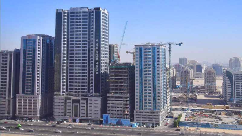 Al Thuriah turns over Sahara Tower 4