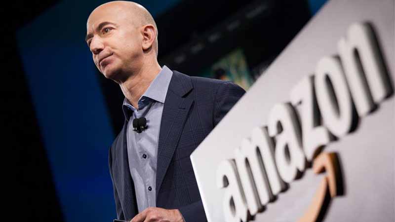 Amazon's Jeff Bezos briefly becomes world richest man