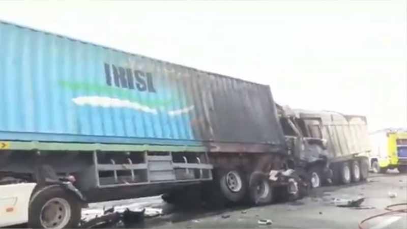 1 killed, 2 hurt in 3-truck mishap in Sharjah