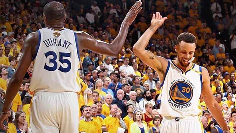 Warriors take Game 1 of 2017 NBA Finals