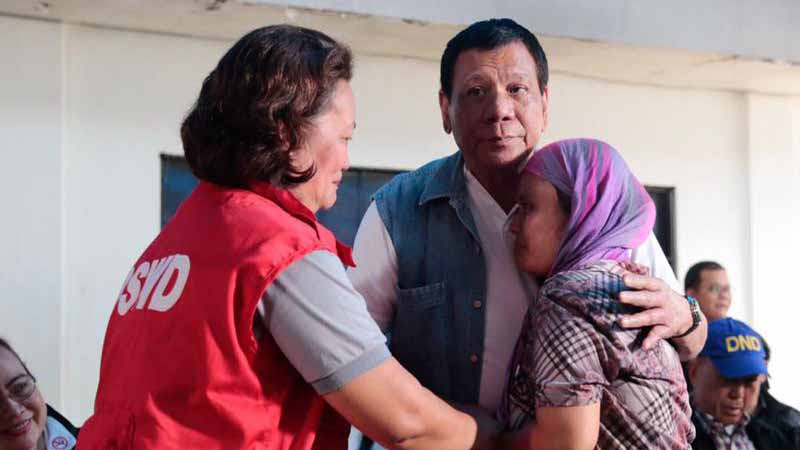 Duterte says sorry to Marawi residents for city's destruction