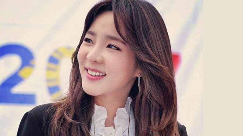 K-pop idol Sandara Park proudly speaks Filipino while ordering food at a restaurant in Dubai