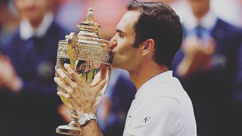 Federer creates Wimbledon record