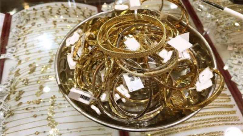 Dubai: Gold prices increase as dollar retreats