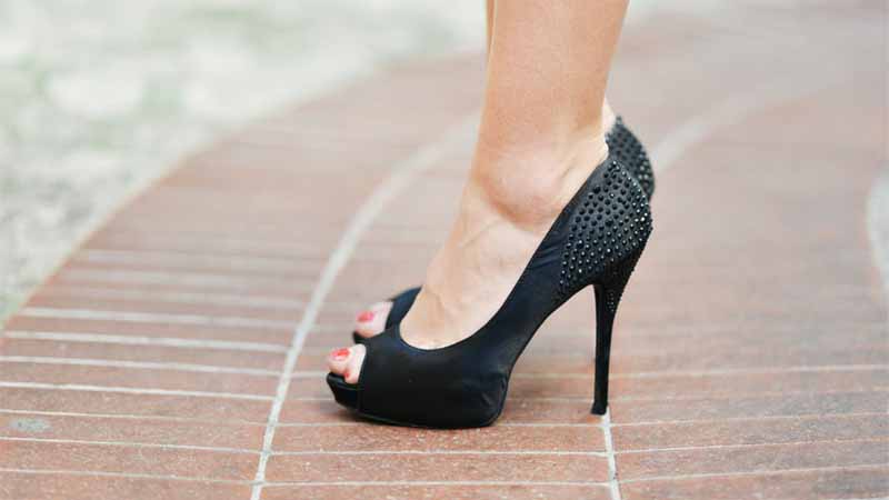 Philippines bans mandatory wearing of high heels at work