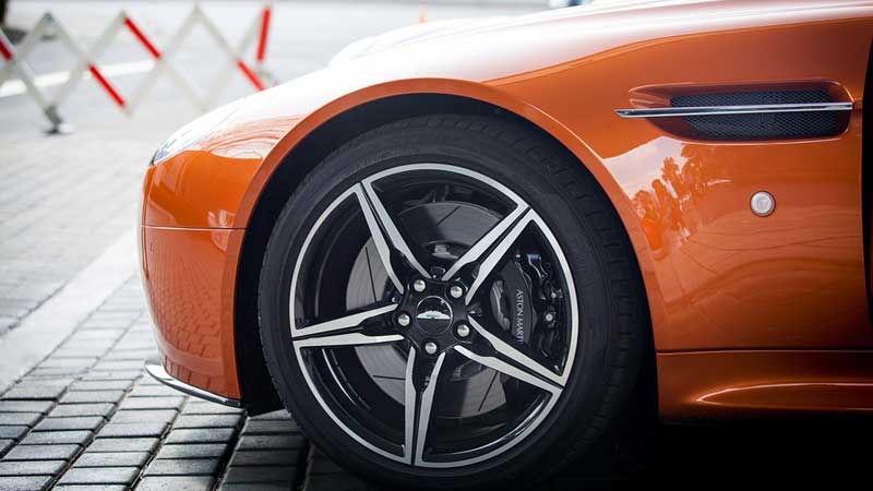Dubai: Man jailed, fined for stealing luxury cars after tricking owner