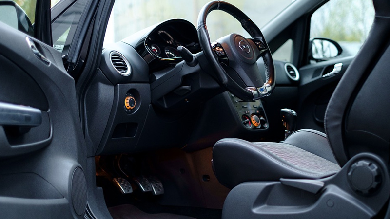 Dubai woman duped of Dh31,500 for faulty car