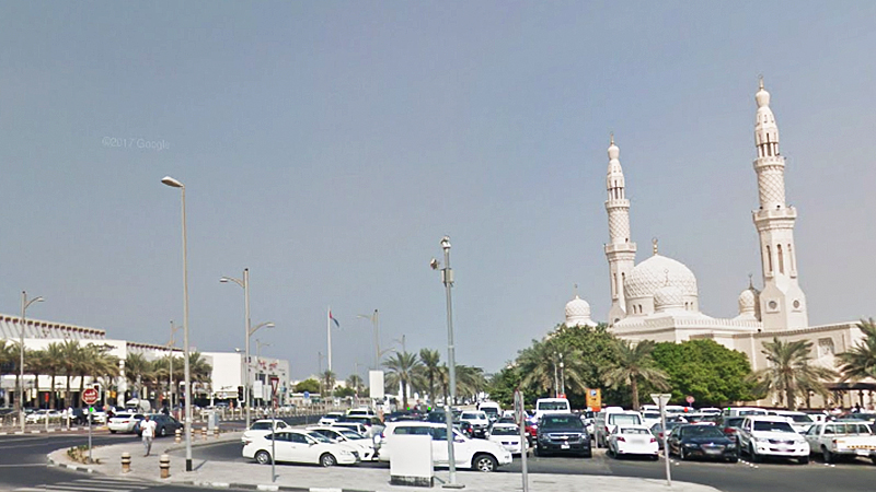 Dubai introduces 24-hour paid parking around mosques starting August