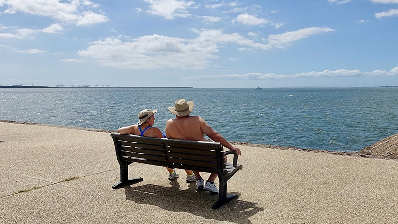 Where do expats in UAE want to retire?