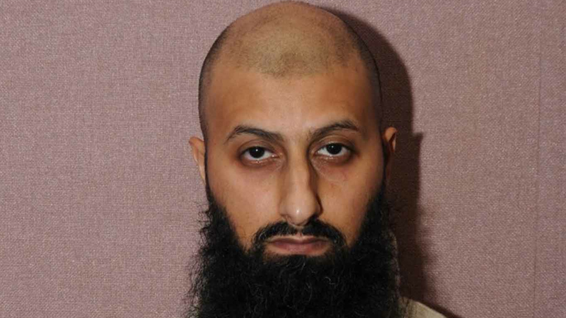 Man jailed for showing beheading video to children