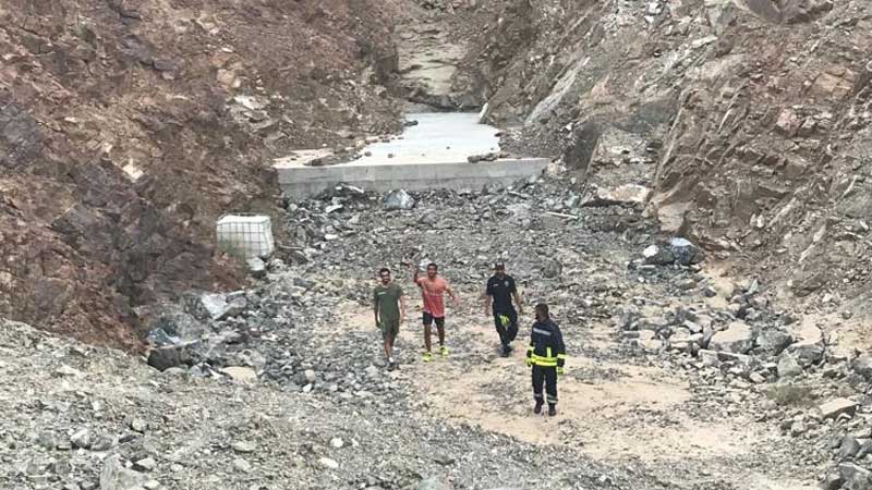 2 honey hunters stranded in Khor Fakkan rescued