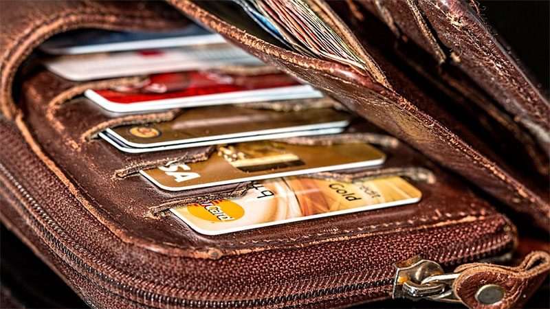 Dubai taxi driver lands in court over passenger's forgotten wallet