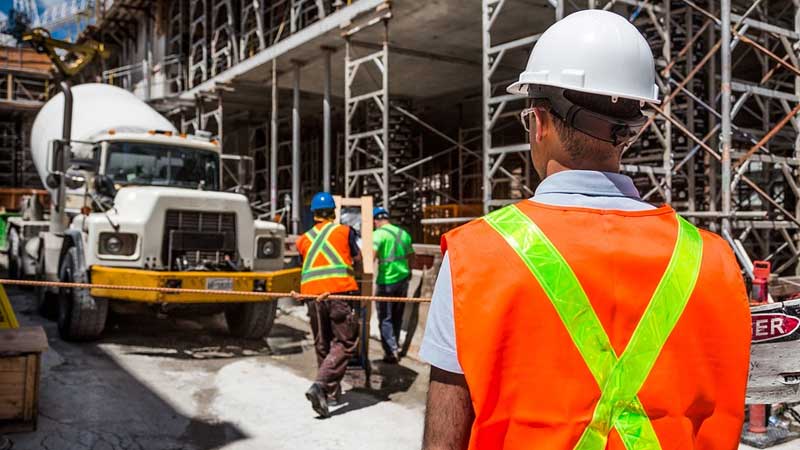 Dh5,000 fine for midday break violators in UAE