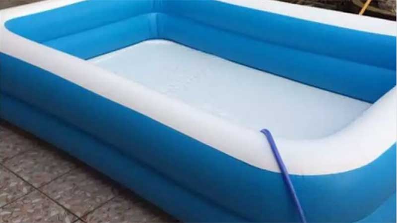 Emirati girl drowns in plastic swimming pool