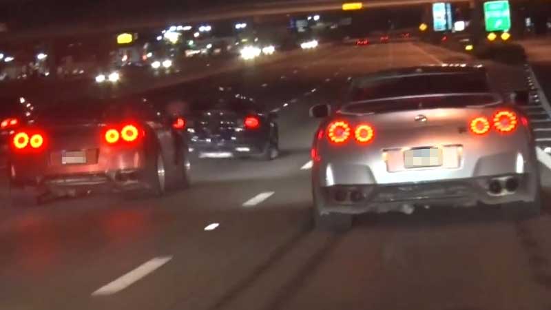 Illegal street racing in Abu Dhabi: Punishment awaits participants, onlookers