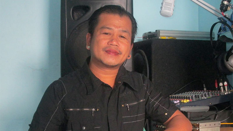 Gunmen kill radio commentator in Philippines