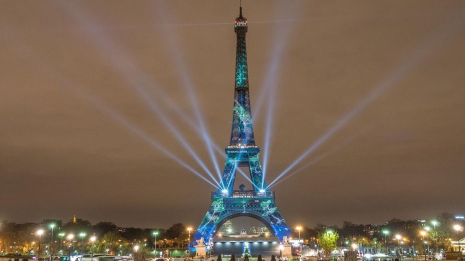 Eiffel Tower strike looms over long queues