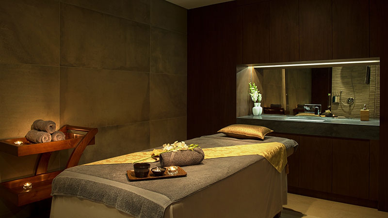 How colour therapy in Ajman can give your skin a boost
