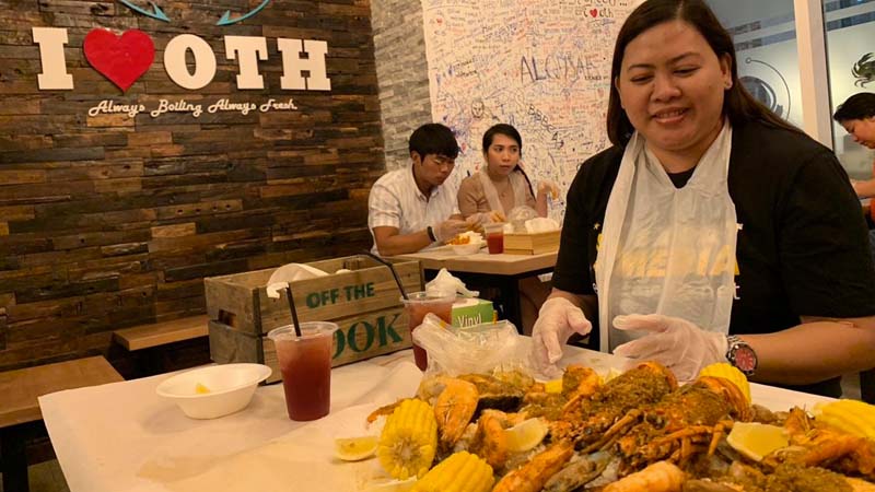 Dubai seafood 'fiesta' worth (boodle) fighting for?