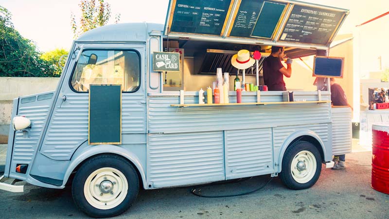Freeze on new Abu Dhabi food trucks