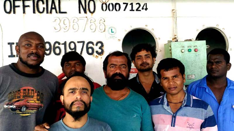 10 sailors stranded off UAE coast await rescue