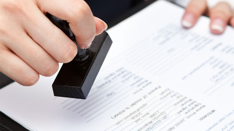 Emirati who faked law degree gets suspended jail term
