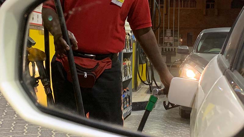 UAE fuel stations launch mobile payments for petrol, products