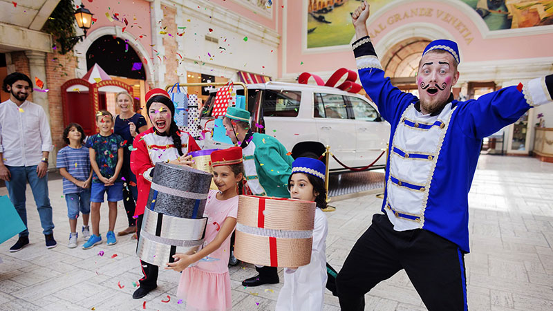 Dubai Summer Surprises begins with up to 90% discounts, raffles