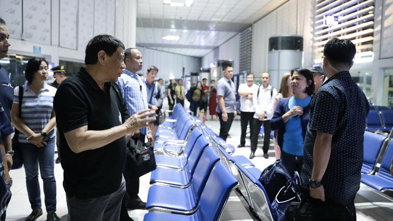 Look: Duterte makes surprise inspection of NAIA Terminal 2